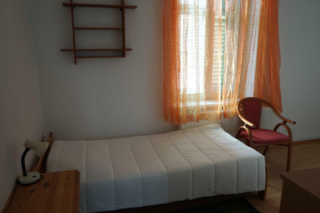 Arnie Apartman อาร์โนลด์ชไตน์ ภายนอก รูปภาพ